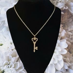 Gold Toned Necklace w/Key Pendant